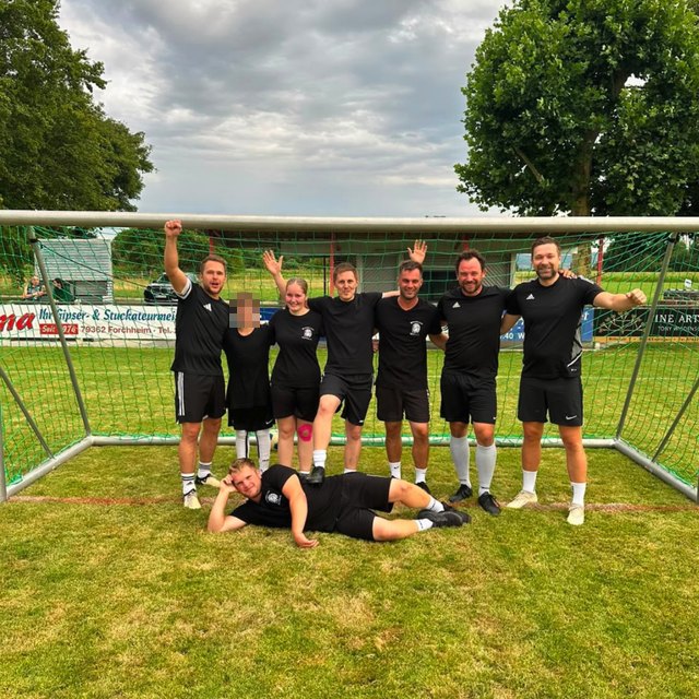 Die Mannschaft der Moorgeischder beim Vereinsturnier des FC Weisweil 2026